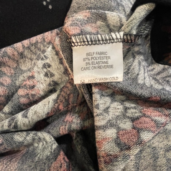 Kamana Paisley & Floral Knit Dress S FREE SHIP - Picture 4 of 5